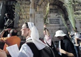 Trouw: 'Christelijke bezoekers leveren Israël miljoenen op'