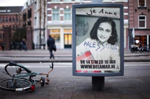 antisemitisme_annefrank_billboard