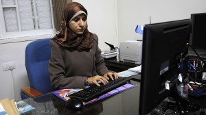 Hamas woordvoerster Israa Al-Mudallal