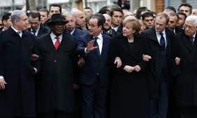 Vreemde verzameling regeringsleiders bij mars Charlie Hebdo